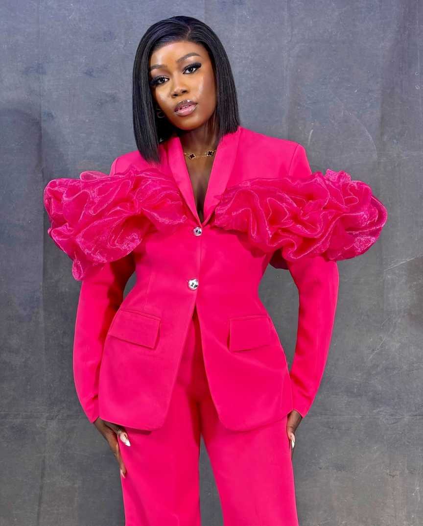 Customized Hot Pink Women Pant - đánh giá và giá Women Formal Wear With Tie