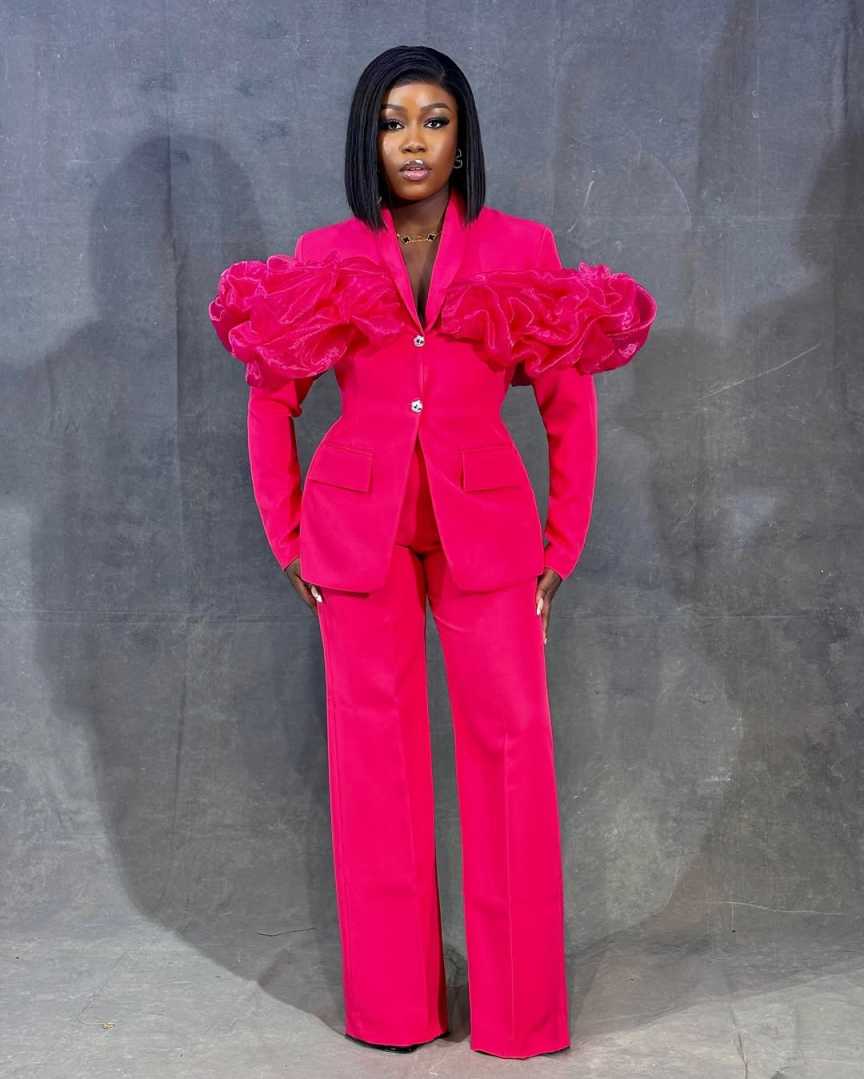 Customized Hot Pink Women Pant - đánh giá và giá Women Formal Wear With Tie